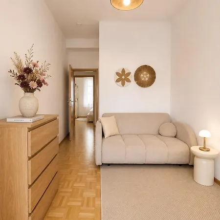 Living * Klagenfurt am Woerthersee